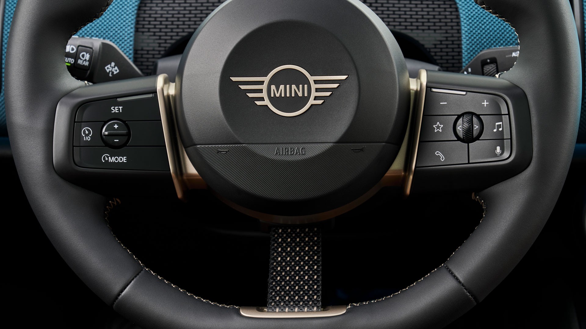 Electromovilidad MINI - autonomía - volante y asientos calefactados